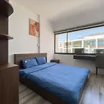 Zeus Living - 7C Downtown By Feet