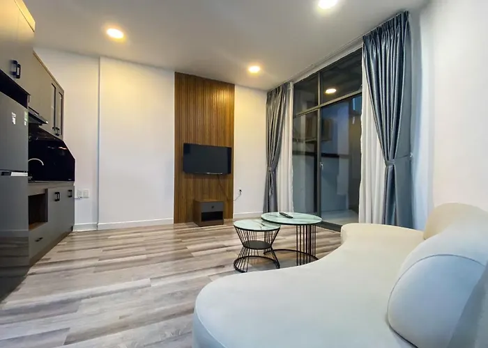 Zeus Living - 7C Downtown By Feet